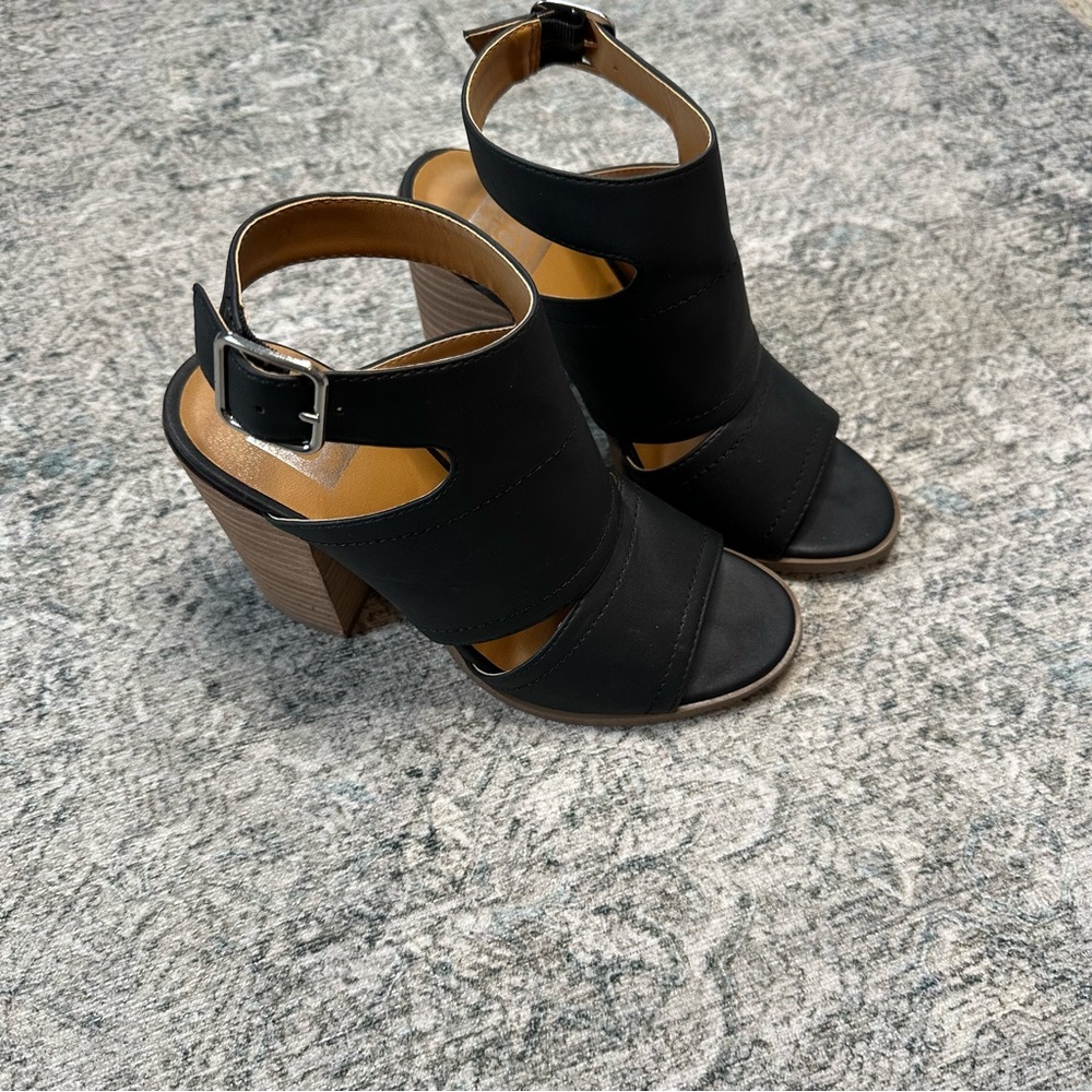 Dolce Vita Brista Sandal Size 7.5